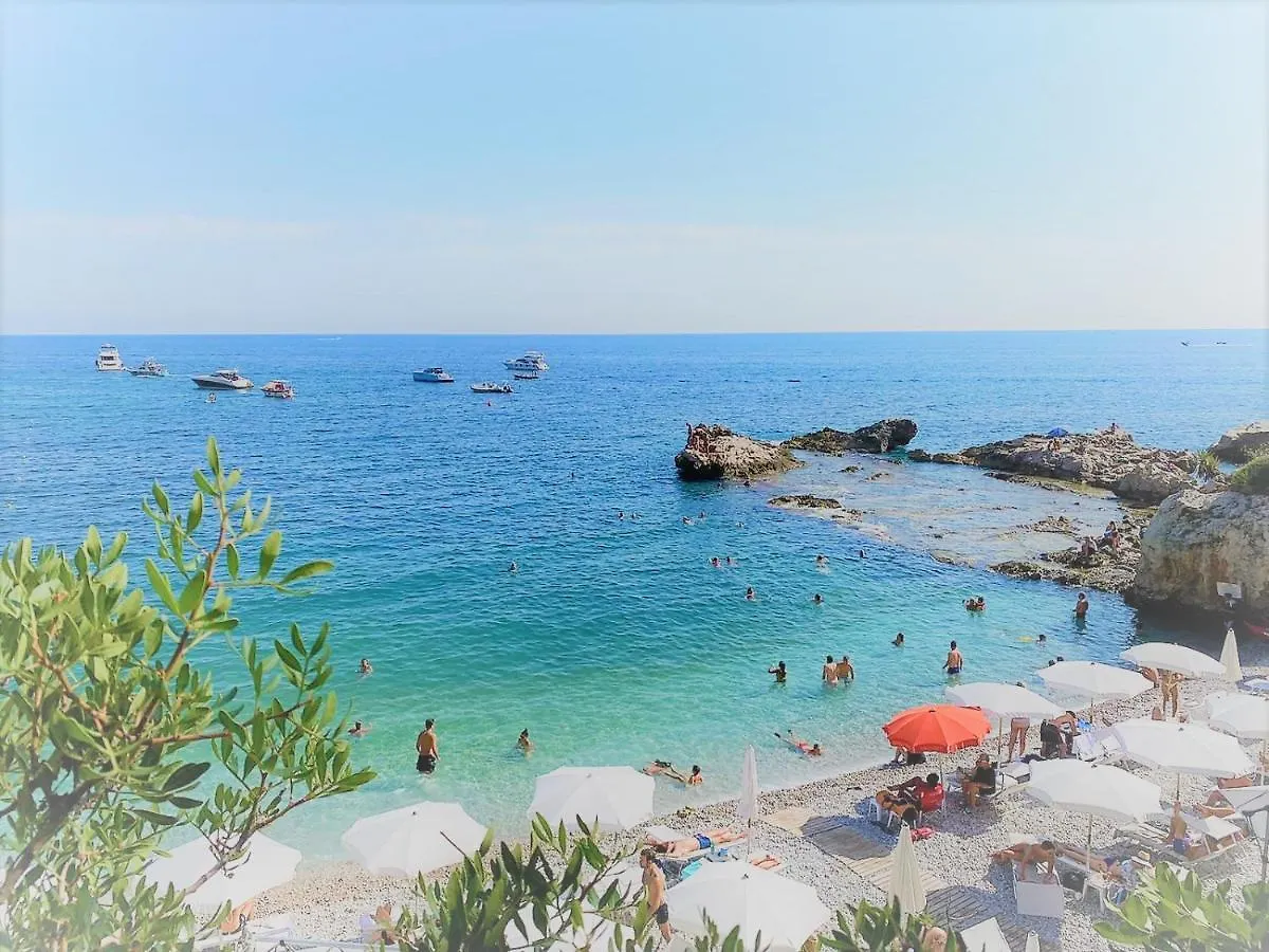 Relax Apartment Dolceacqua Italy